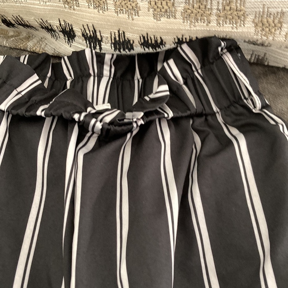 Pants - Picture 4 of 6